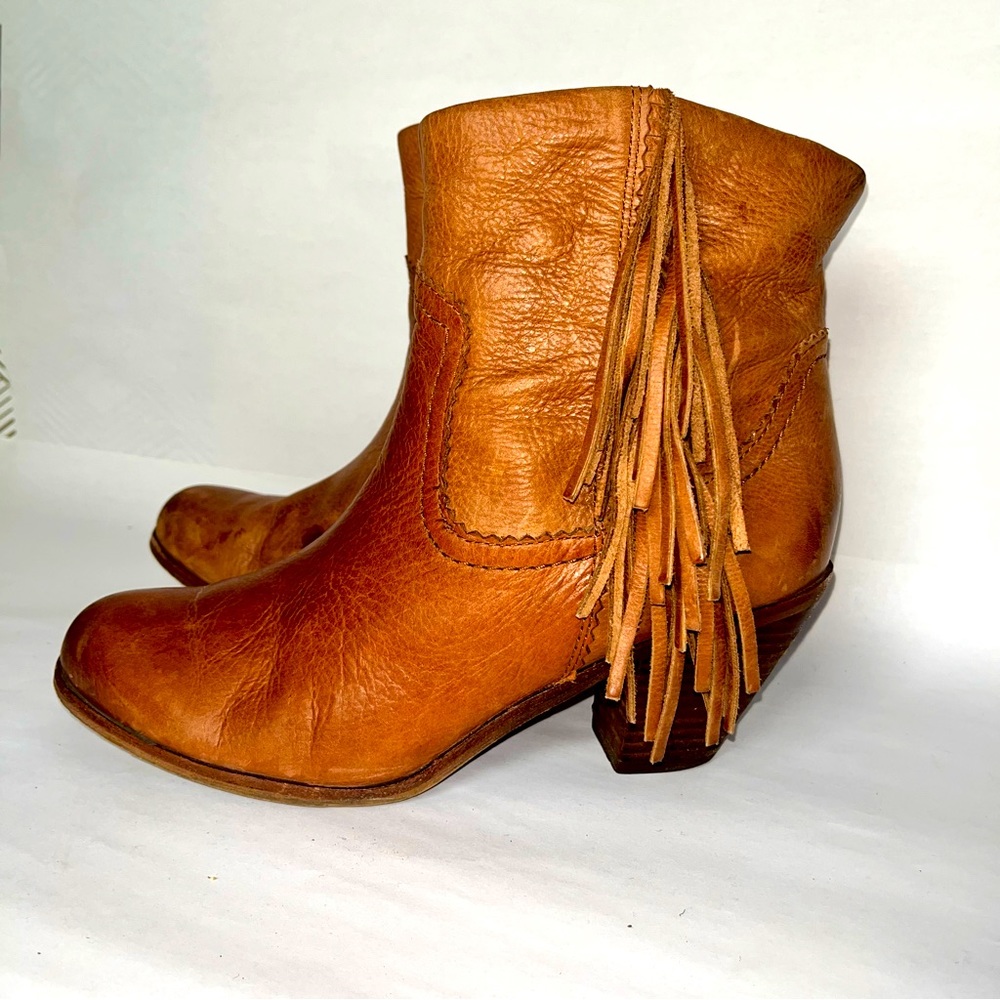 Sam Edelman bohemian, southwestern leather ankle brown boots with fringe size 8